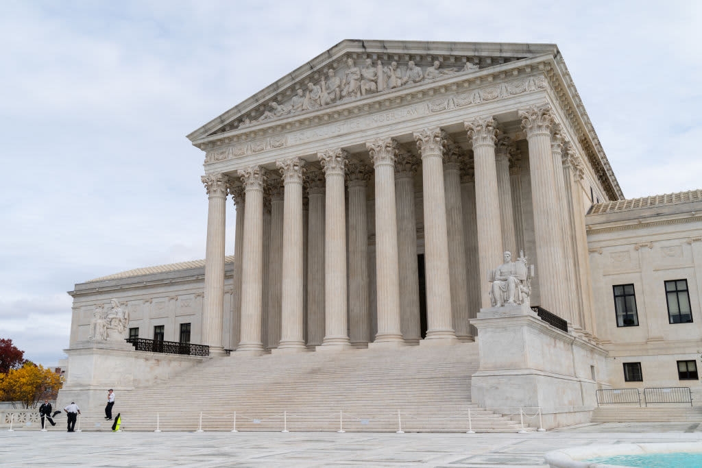 Supreme Court Strikes Down Affirmative Action | BestColleges