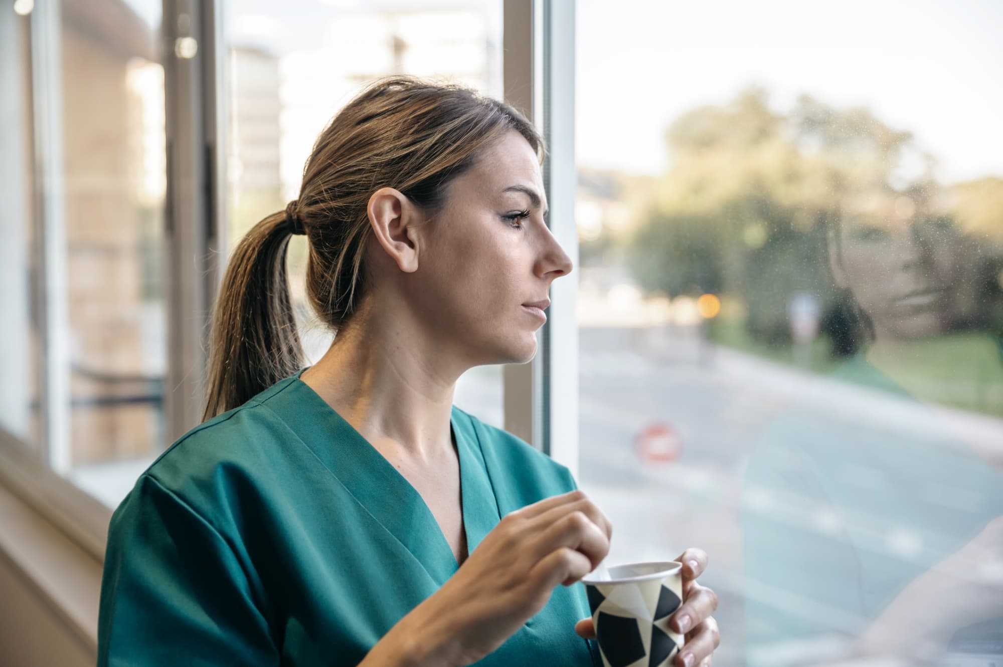 Night Shift vs. Day Shift Nursing: The Pros and Cons of Each