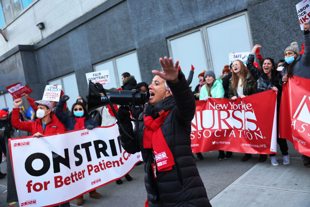 Nurses striking outside of Mount Sinai Hospital in New York City