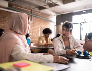 Card Thumbnail - Community Colleges Need to Do More to Support Immigrant Students: Report