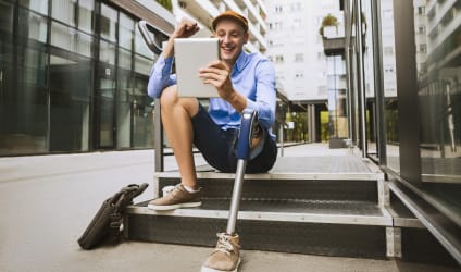 Card Thumbnail - 8 Signs You Should Take the Job