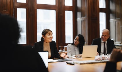 Card Thumbnail - Empowering Women in Law: Overcoming Gender Bias and Shaping the Future