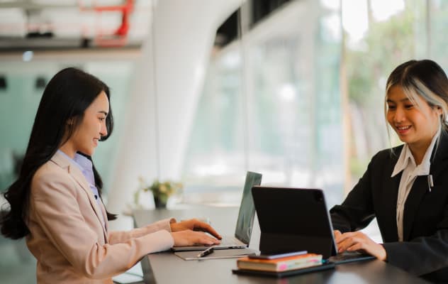 Women Changing Careers to Tech