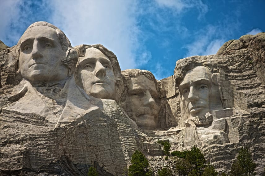 Online Colleges in South Dakota
