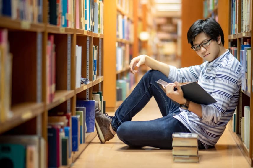 Online Master’s In Philosophy Degrees 2021
