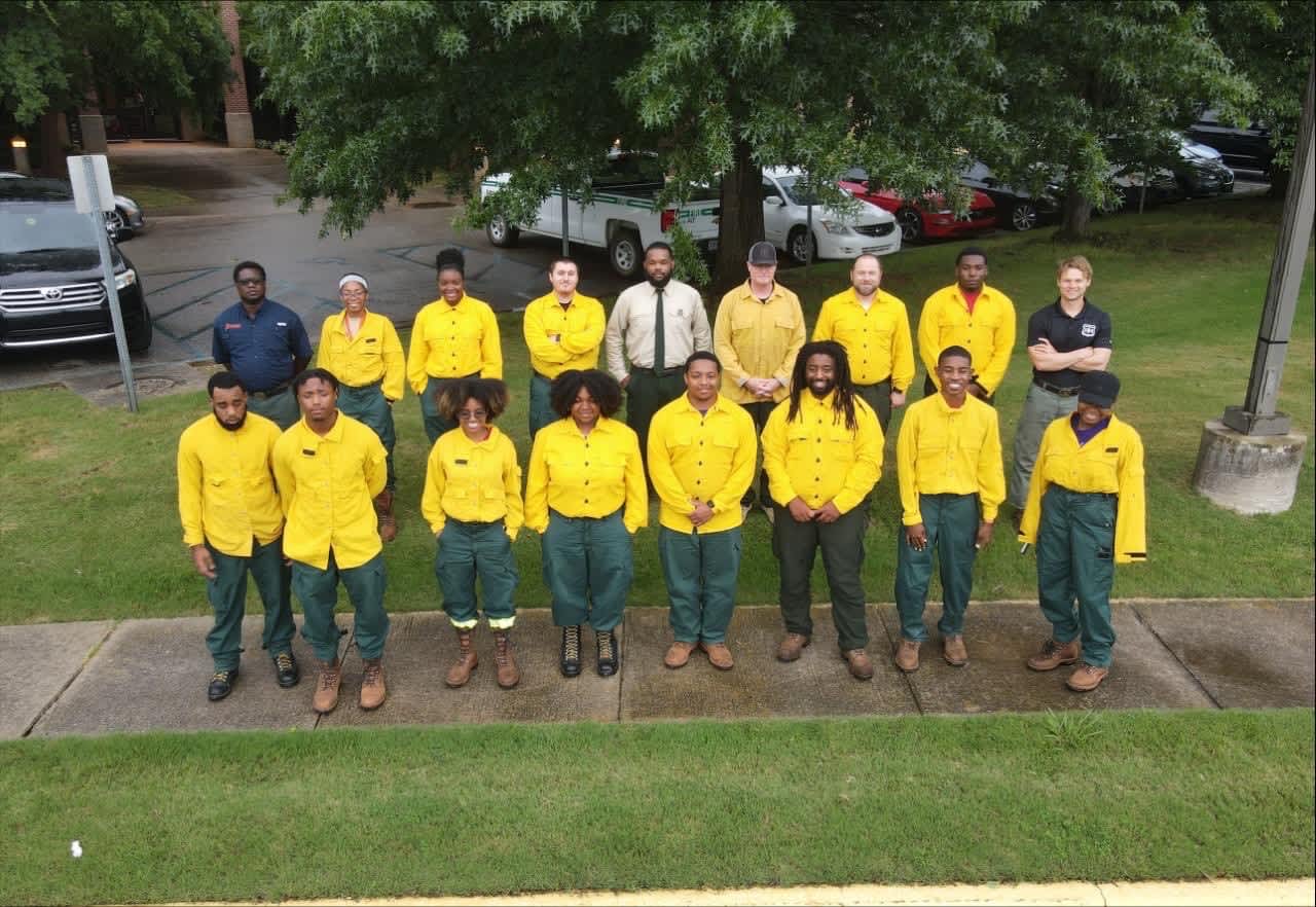 Group photo with the FireDawgs.