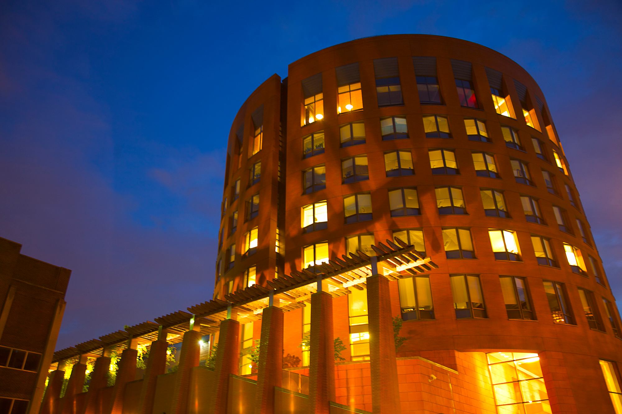Huntsman Hall Computer Lab Wharton Invests in Artificial Intelligence | BestColleges