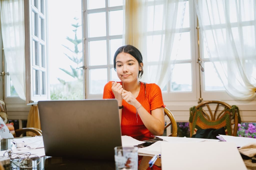 Online College Student In Class 1024x683 