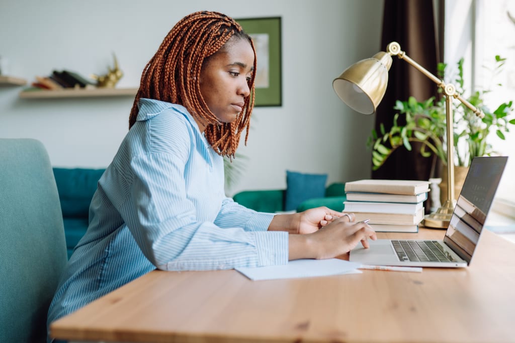 Online Community College Students Engage Less With Peers BestColleges