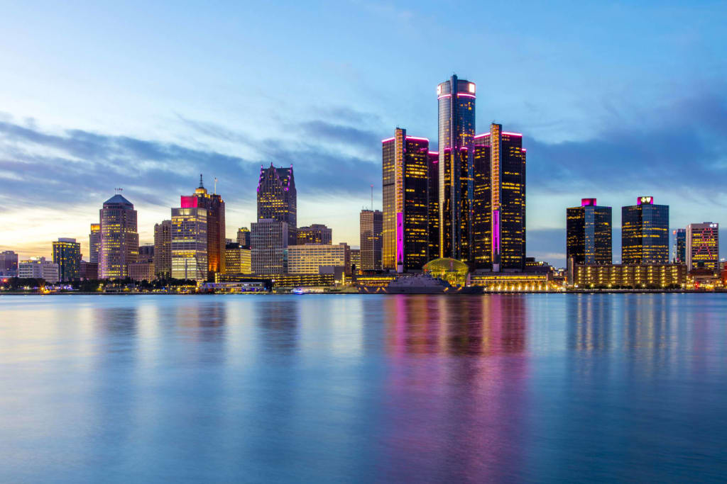https://res.cloudinary.com/highereducation/images/w_1024,h_683,c_scale/f_auto,q_auto/v1691107627/BestColleges.com/evening-skyline-downtown-detroit-michigan/evening-skyline-downtown-detroit-michigan-1024x683.jpg