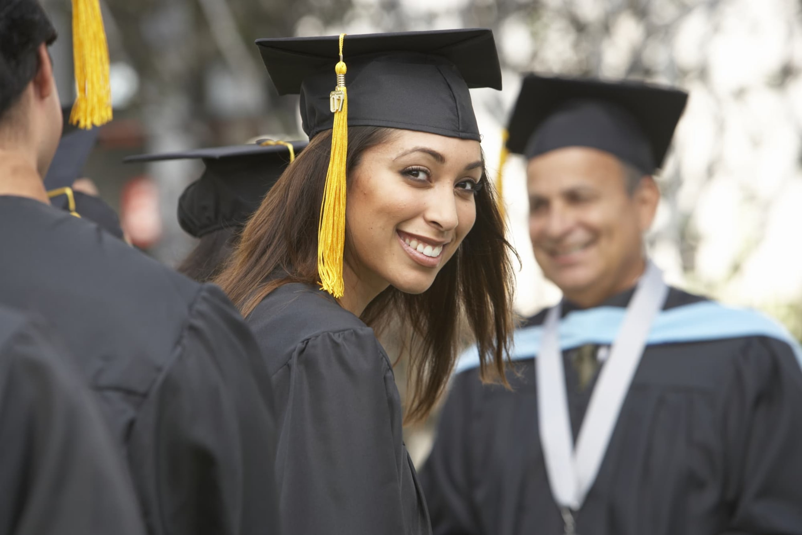 Women Continue to Outnumber Men in College Completion
