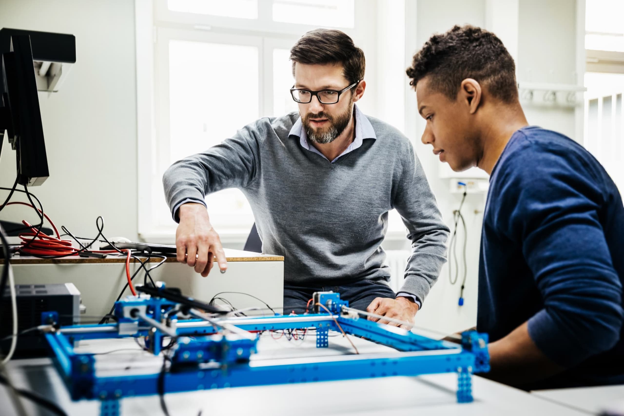 Employers Favor Career Training Beyond College, New Survey Finds