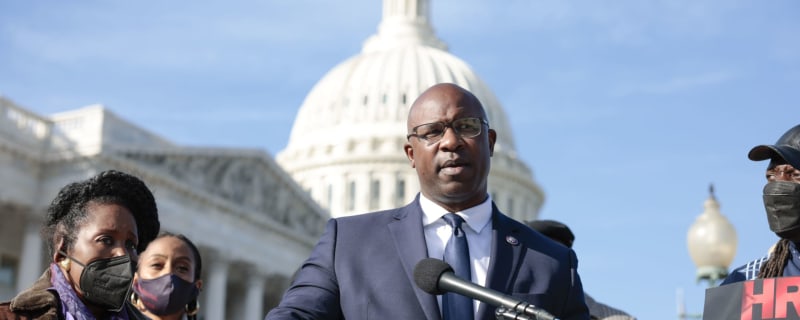 Democrats Propose Bill to End Legacy Admissions