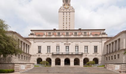 Card Thumbnail - Student-Run Group Continues Services After UT Austin Eliminates Program for Undocumented Students