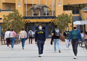UC Irvine Reinstates Indoor Mask Mandate as COVID-19 Cases Increase
