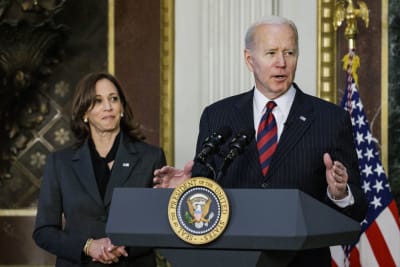 Biden Extends Pause on Federal Student Loan Payments Through August