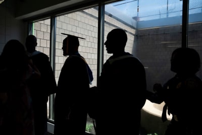 Community Colleges: Limit Role of Corrections Agencies in Prison Pell Grant Expansion