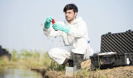 Card Thumbnail - What to Know About Being an Environmental Field Technician