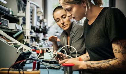 Card Thumbnail - Top Trends in Computer Science Careers