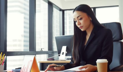 Card Thumbnail - Paralegal Graduate Certificate Program Guide