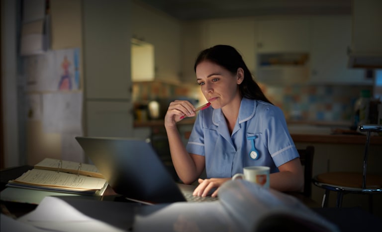 Graduate Certificate Programs Provide In-Demand Skills for Master’s Students