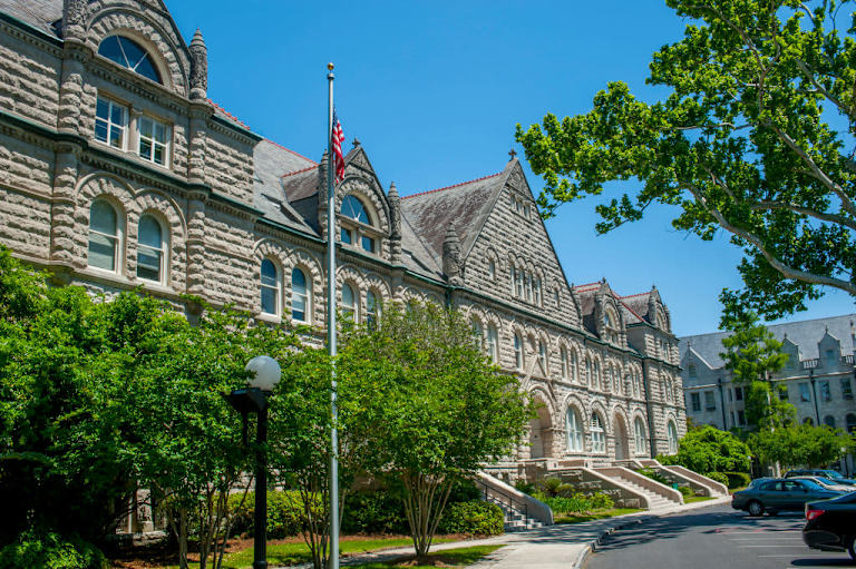 Tulane’s New STEM-Focused MBA Curriculum Prepares Students to Excel in Business