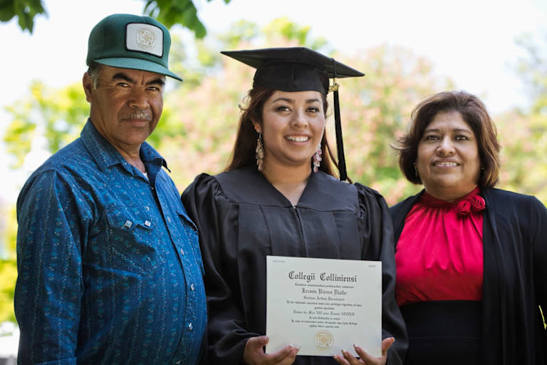 Breaking Down Mental Health Stigmas in the Latino/a Community