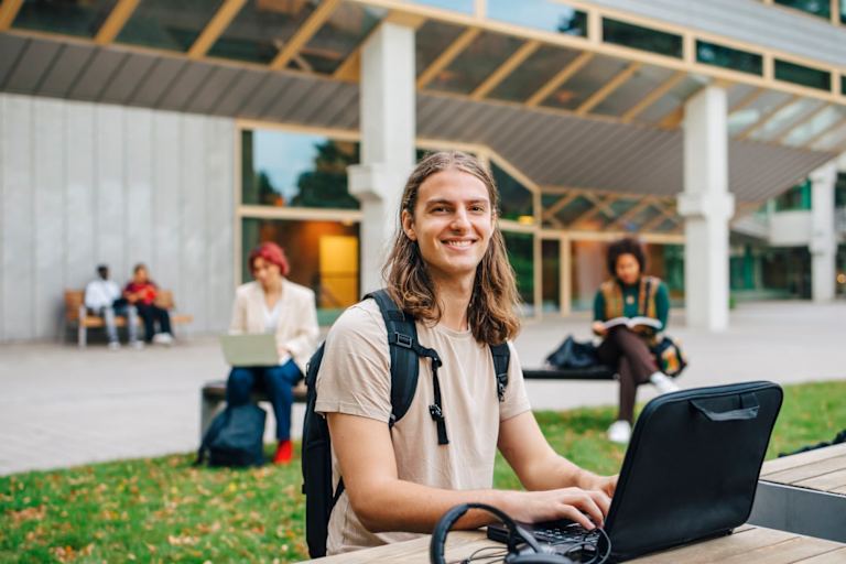 Easiest and Flexible Online Master’s Degrees