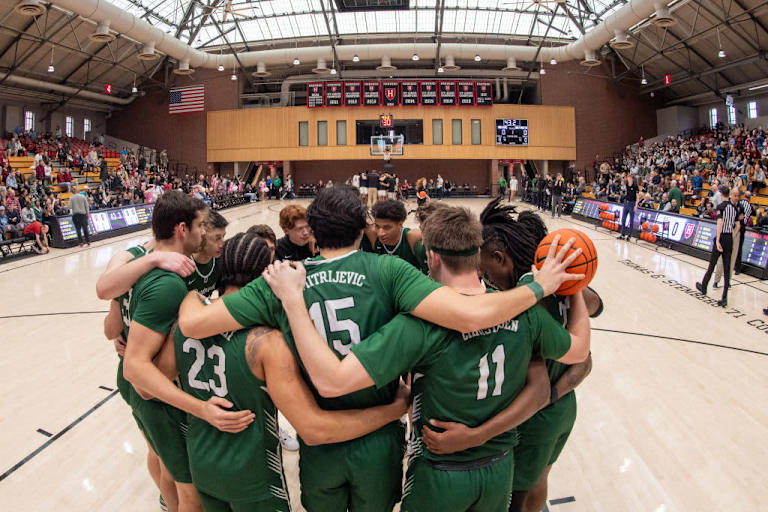 Dartmouth Men’s Basketball Players Vote to Unionize