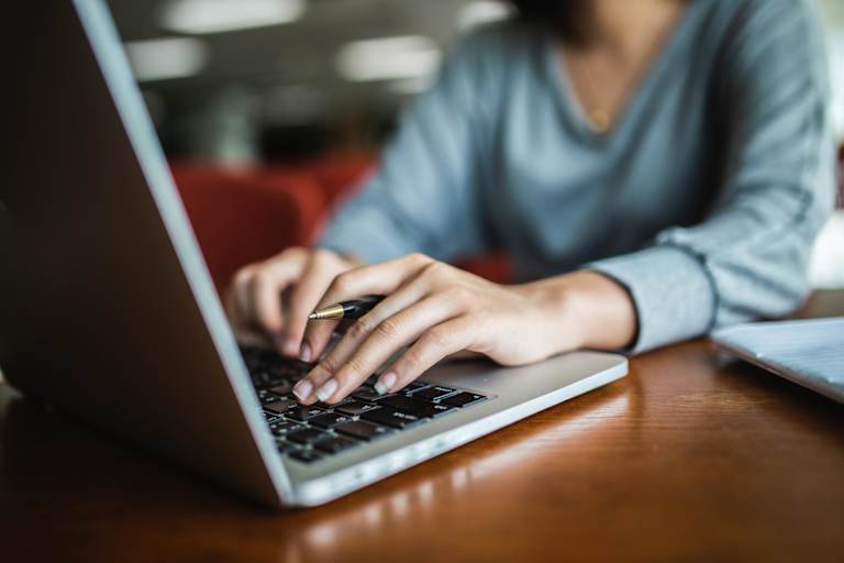 AI Adoption Growing in Online College Programs