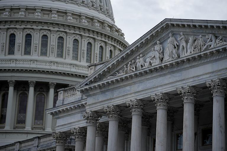 Senate Bill Would Make Medical, Dental, and Nursing School Tuition-Free