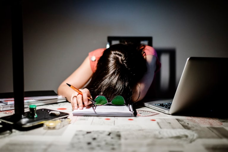 Why I Stopped Pulling All-Nighters: The Dangerous Side Effects of “Grind Culture”
