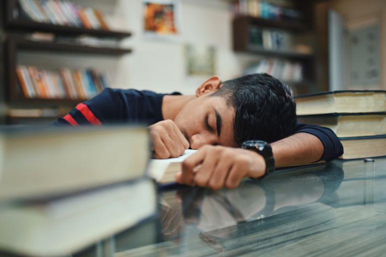 Video: The Student Body: Sleep in College