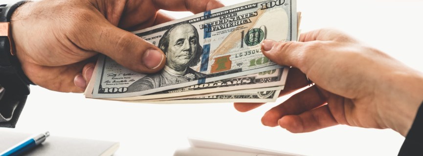 How to Pay Off Student Loans Fast: 9 Useful Hacks