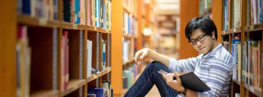 Bachelor’s in Philosophy Program Guide