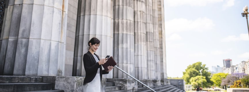 Is a JD-MBA Program Right for Me?