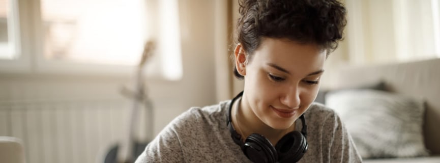 Ask a College Advisor: I Want to Apply Early Decision. When Should I Start My Application?