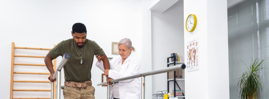 How to Become a Military Nurse
