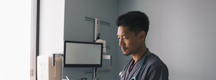 Nursing Salaries: How Much Does a Nursing Assistant Make?