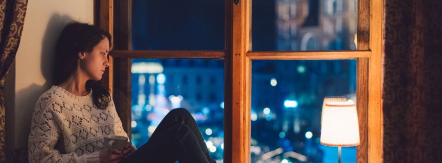 How to Beat the Winter Blues in College
