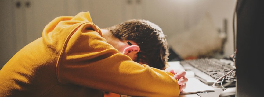 6 Ways College Finances Affect Mental Health