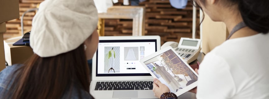 How to Become a Fashion Merchandiser