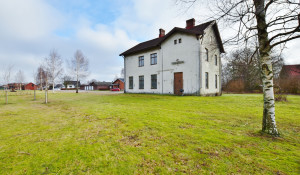 Almas väg 1