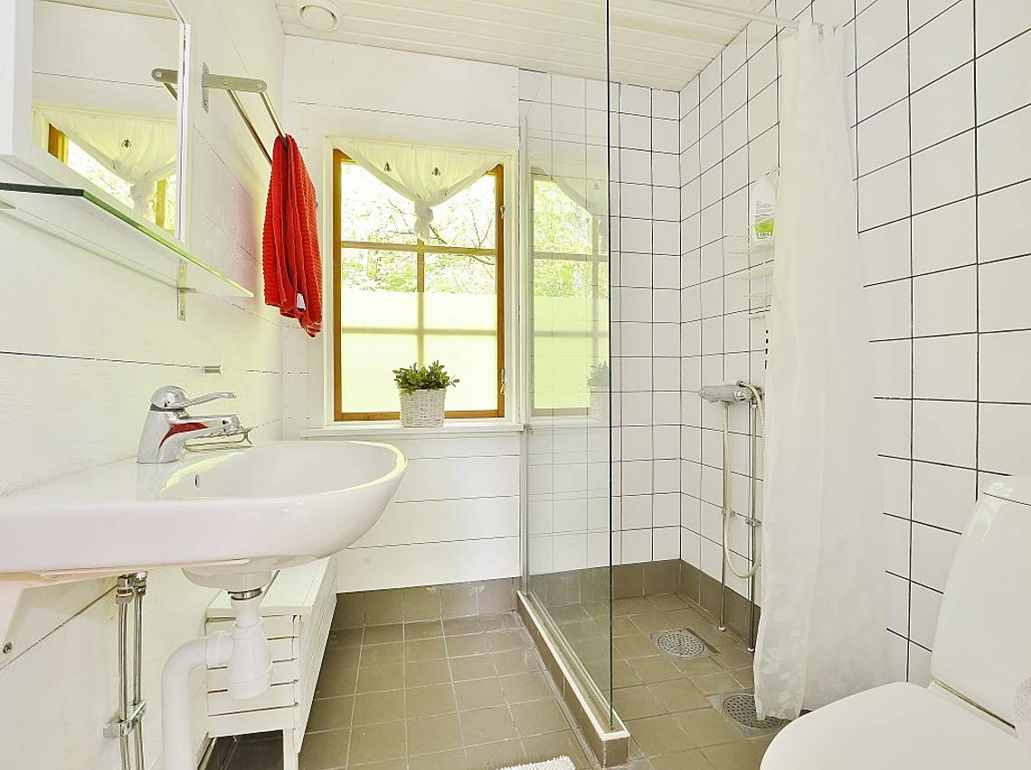 Enebacken 12