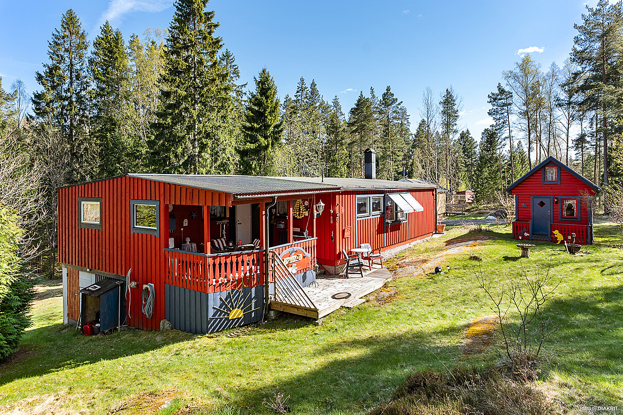 Översiktsbild av bostaden Mässvik Sjöåsvägen 3, Säffle