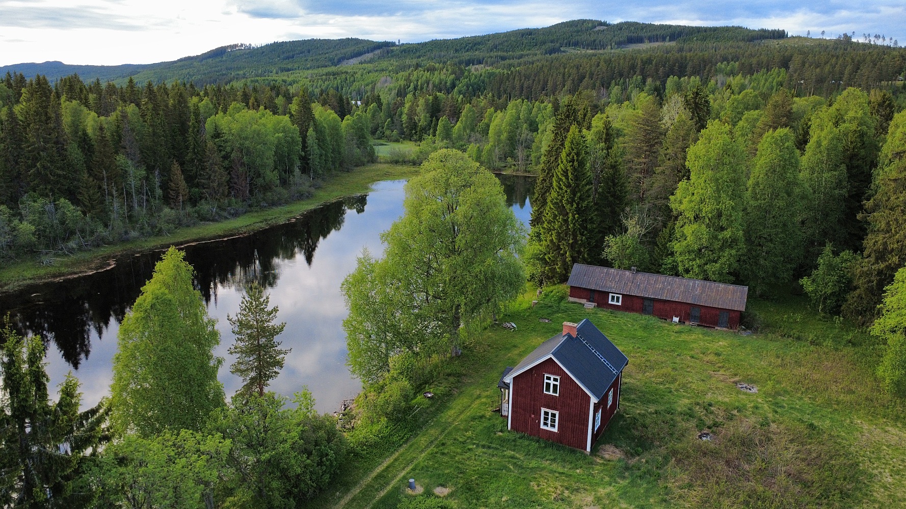 Översiktsbild av bostaden Lillängen 1, Sysslebäck