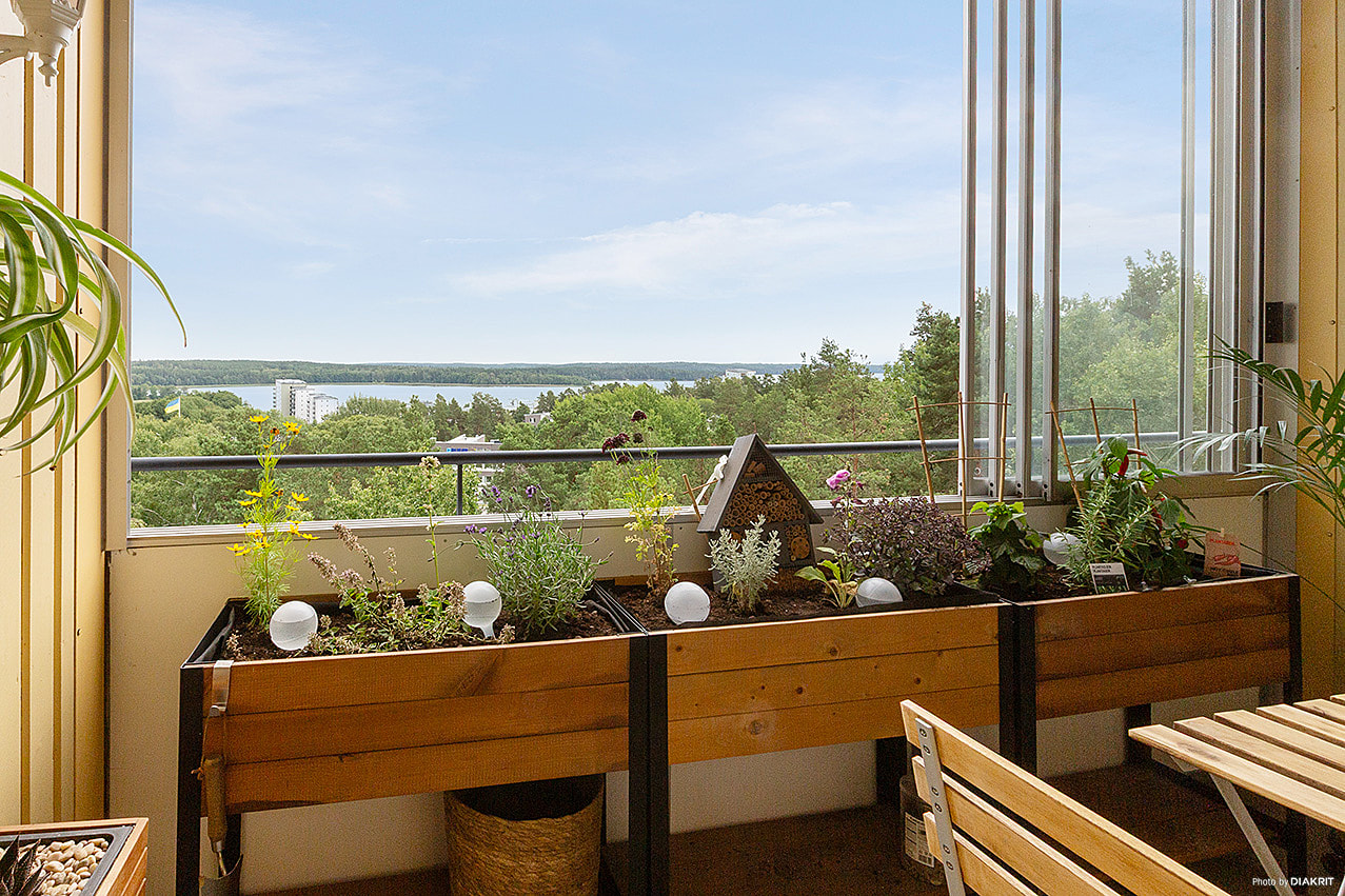 Översiktsbild av bostaden Radarvägen 24, Täby
