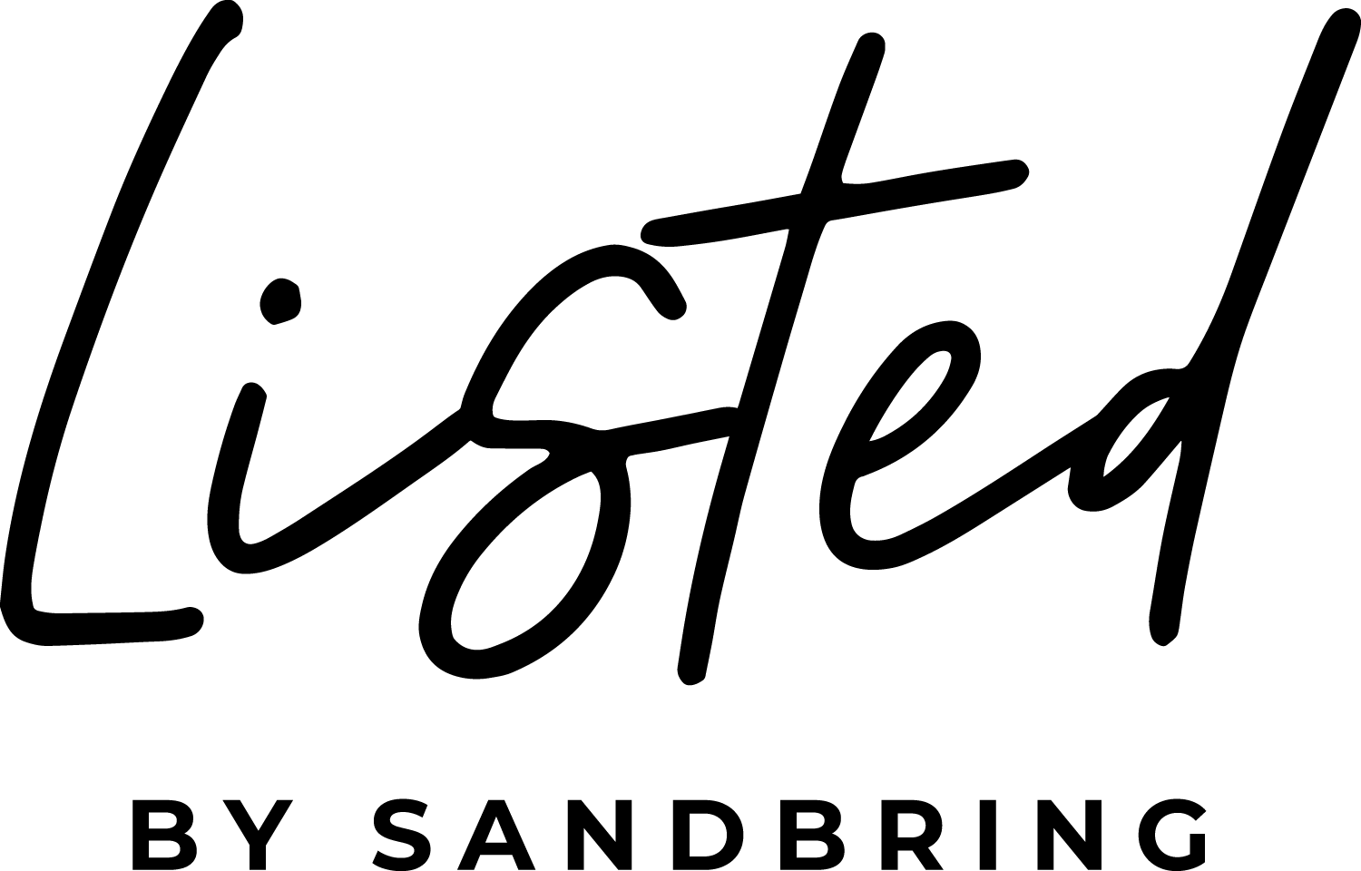 Listed by Sandbring logotyp