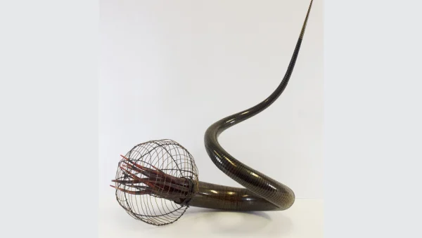 Abstract wire sculpture