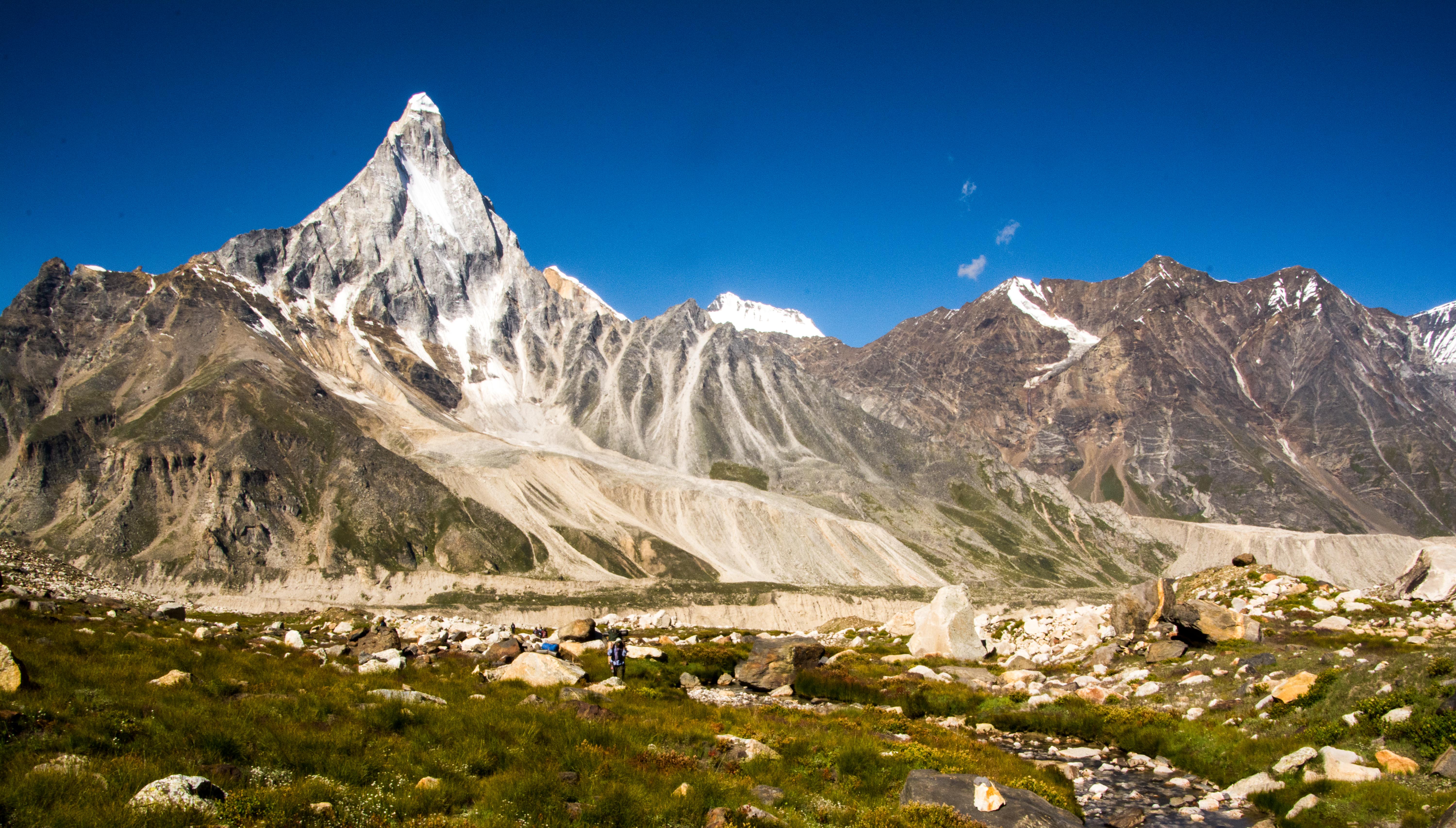 himalayan treks in may